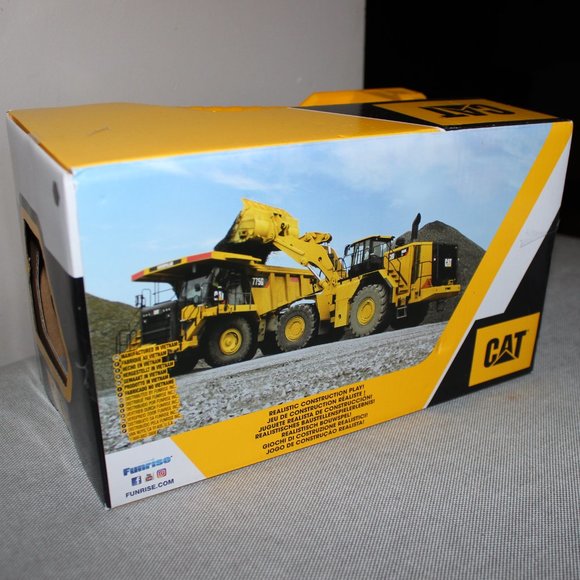 3/$55❤️new torn box Cat® Official Construction Fleet 10" Dump Truck Toy 82021 - Picture 7 of 11